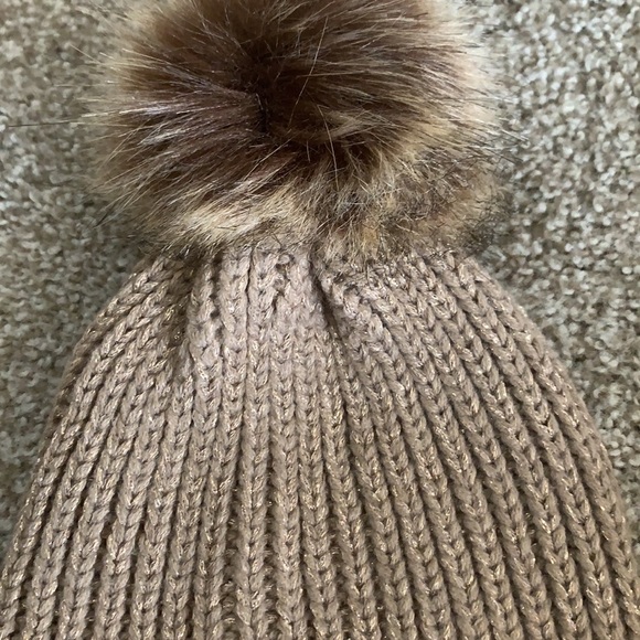 Brand new lucky brand beanie! - Picture 2 of 4